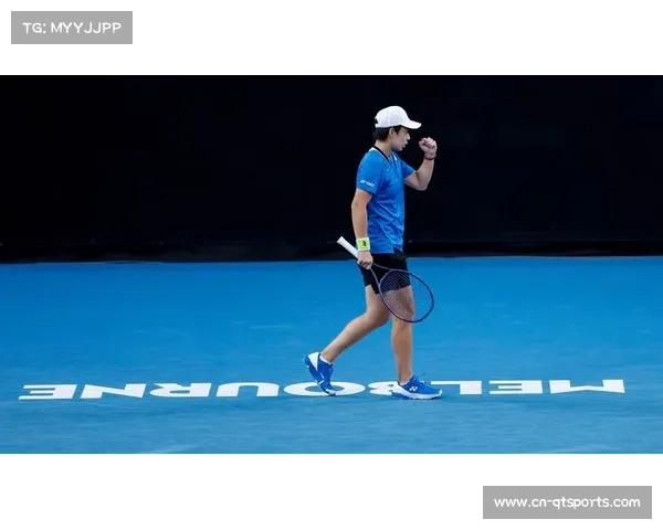 赛点时刻:白卓璇发球直接得分后握拳庆祝 赛点时刻:白卓璇发球直接得分后握拳庆祝